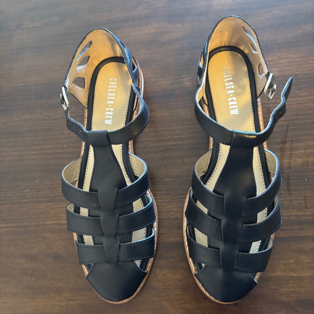 Never Worn Chelsea Crew Fisherman Style Sandals Size 10
